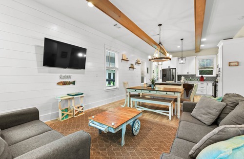 Lakeside at Blue Mountain Beach House | Retreat at 30A
