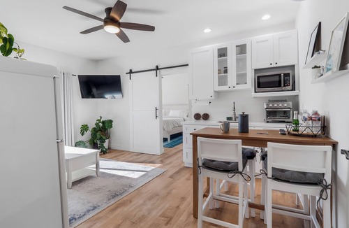 Townsite Apartment | Rise Suites Oceanside