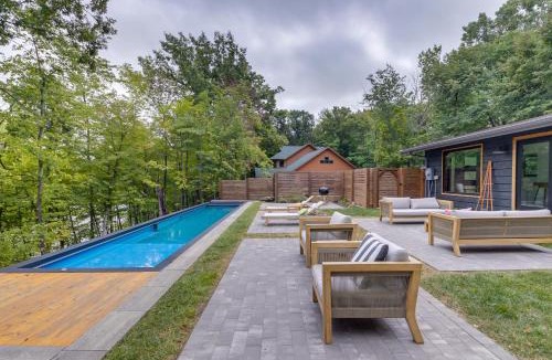 Appleton House | Riverfront Appleton Home with Pool & Boat Dock!
