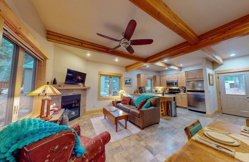 Joseph House | Riverview | Riverfront Wallowa Lake Retreat