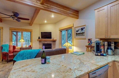 Joseph House | Riverview | Riverfront Wallowa Lake Retreat
