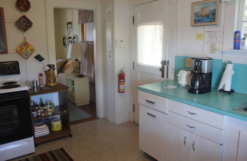 Stonington House | Rockmere Cottage - Classic Cape, Oceanfront