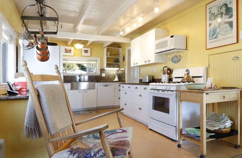 Dillon Beach Cottage | Romantic, Dramatic Views! Full calendar https:/www.vrbo.com/81742?dateless=true