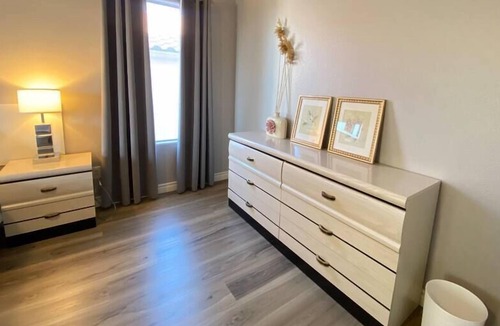 Enterprise House | Room M Bright Master Bedroom w/ private bath in SW