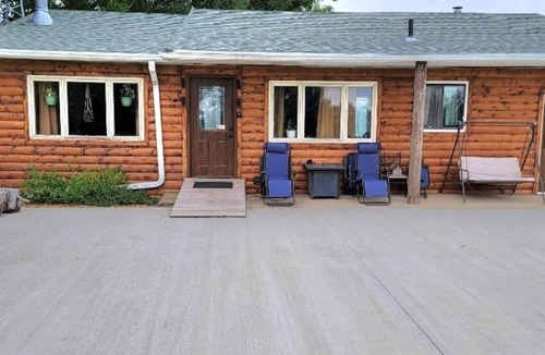 St. Joseph Cabin | Rustic Waterfront 2 BR Cabin Stunning Sunset View!