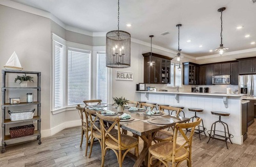 Emerald Waters Village House | 🌊 Salty Shores | Resort-Style Pool w/Waterfalls | Beach Access | Walk to Beach