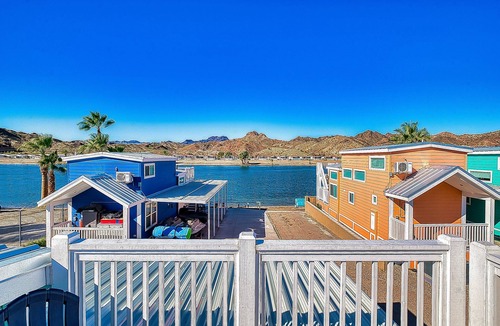 Parker Strip House | Sandy Cheeks, Deluxe Rive Views, Roadrunner Resort