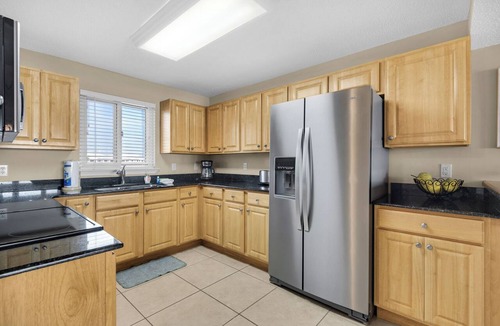 Ono Island Condo | Sandy Key 416: 2 BR/2BA Gulf Front Condo in Perdido Key, FL. Sleeps 6