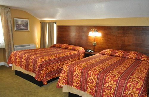 Downtown Riverside Hotel | Santa Cruz Inn Riverside