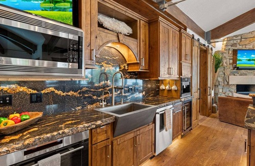 Whitney Beach House | Sarasota Bay Luxury Retreat | Sleeps 19 w/Pool, Spa & Waterfront Views