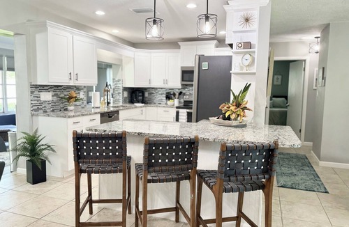 Gulf Gate Estates House | Sarasota Serenity