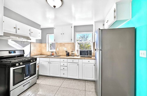 San Diego House | SD Group Retreat | Near Petco Park & SD Zoo