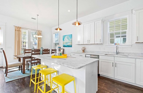 Greenway Park House | Seagrove Serenity, 4BR Coastal Retreat with Pool & Bikes
