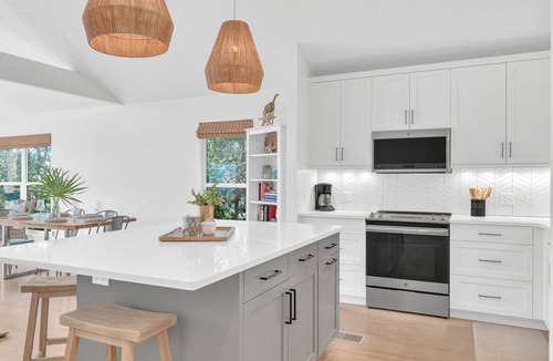 Seagrove Beach House | Seagrove "Sugar Magnolia"|3 BR |Sleeps 8 |Private Heated Pool |Steps to Beach