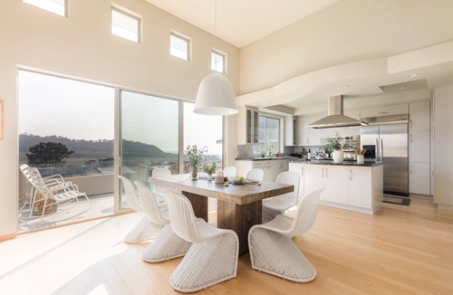Del Mar Heights House | Seascape by AvantStay | Spacious Contemporary Oasis in Del Mar