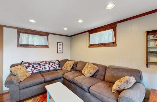 Ellsworth House | Secluded lakefront cottage great views, dock & boat launch
