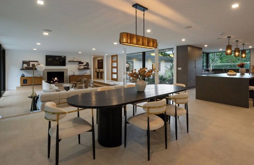Beverly Glen House | Secluded Modern Beverly Hills Villa Unavailable