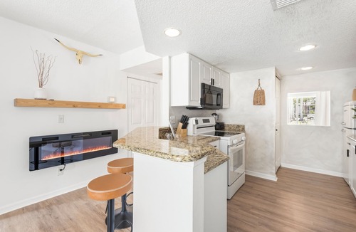 Trailer Estates Apartment | Serene Escape King Master, Minutes to AM Island, IMG & More