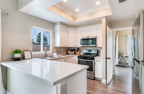 Moreno Valley House | Serenity Villa Hermosa, Jacuzzi, Arcade & Fun Games, Backyard, Outdoor Furniture