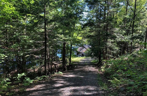 Union House | Shangri-la: Beautiful Lakefront Cottage on Private Lake