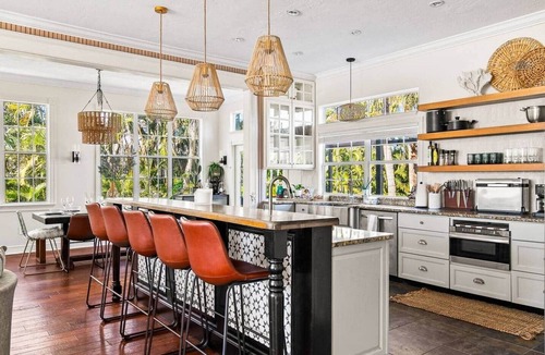 Siesta Key House | Siesta Key Pool House with Fire Pit & Deck