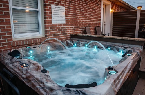 Intercourse House | Sight&Sound, Hottub, Sauna, Gym, Luxury Home