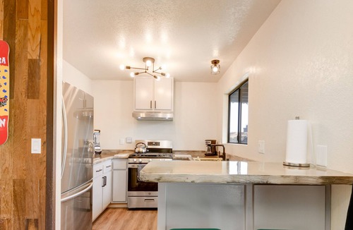 Big Bear Lake Ski Chalet | Ski in Ski out chalet by Bear X