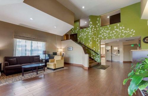 Ontario Hotel | Sleep Inn Ontario