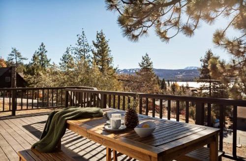 Fawnskin House | Solstice Shores Chalet, Hot Tub and Lake Views
