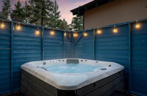 Fawnskin House | Solstice Shores Chalet, Hot Tub and Lake Views