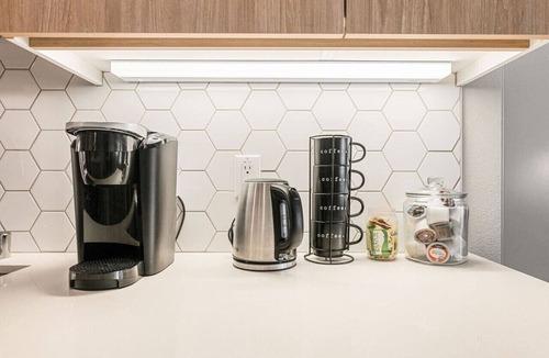 Santa Ana Heights Apartment | South Coast Modern: 2BD Gem | Pool, Gym + Parking