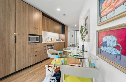 Shawmut Apartment | South End Family Home Pets & Gym