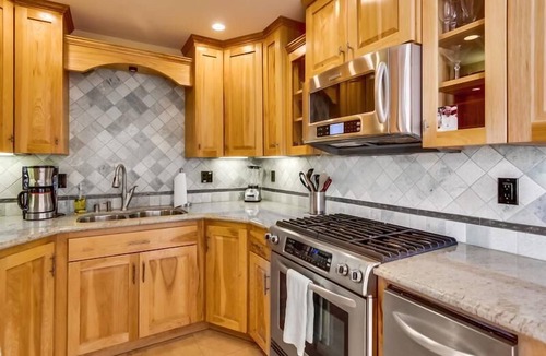 South Mission Beach House | South Mission Beach Retreat 2BR| Walk to Water