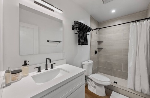 South Oceanside Hotel | South O Bungalow 7 - Premium Double Studio + Patio