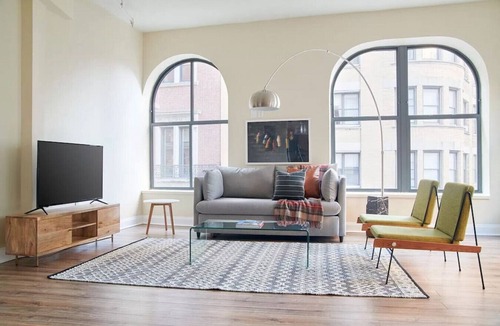 Boston Financial District Apartment | Spacious 2br FIDI District | Centrally Located!