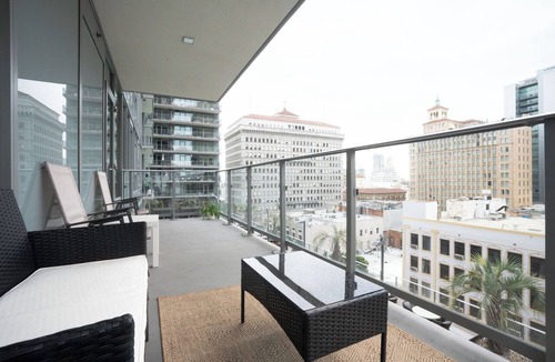 East Village Apartment | Spacious 2BR San Diego Urban Oasis w/AC & Designer Style