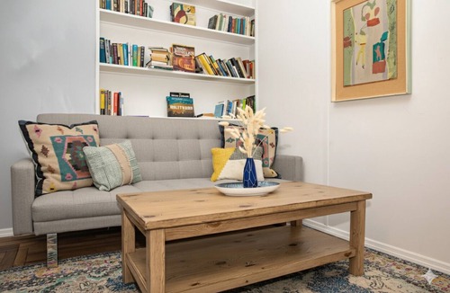 Central Park South Apartment | Spacious 4BR NYC Getaway – Perfect for Friends & Family!