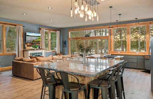 Franklin House | Spacious 5-Bedroom -Hot Tub, MDI, Lake front, Fire pit, Game Room, Dog Friendly!