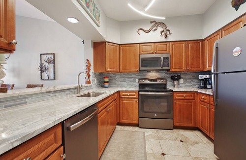 St. Augustine Beach Condo | Spacious and up to date - Flexible dates and prices!