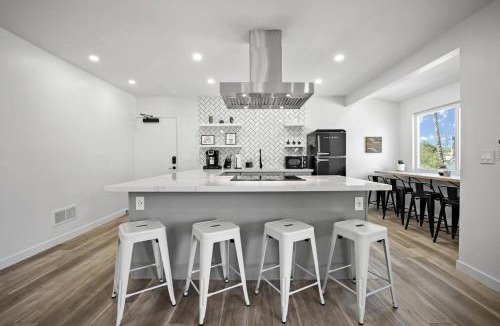 Pasadena Apartment | Spacious Apt w/2BR - City Center