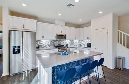 Chino House | Spacious Chino Stay | Pet Friendly + Near ONT