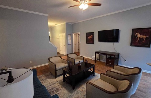 Hernando House | Spacious & Comfortable 4-Bedroom/2BA Home in Hernando