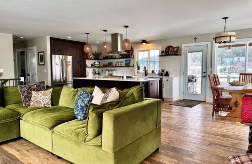 Somers Cottage | Spacious Cottage w/Scenic Pond & Mountain Views