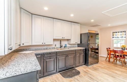 Perryville House | Spacious Historic Home by Great Wolf & Casino