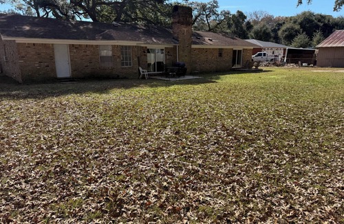 Northwest Pensacola House | Spacious Home Minutes Away From 2 or Amusement Park, Mall, & Downtown