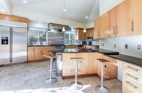Gulph Mills House | Spacious King of Prussia Home w/2 Game Rooms