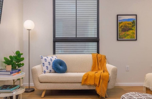 Mission Hill Apartment | Spacious Mission Hill Studio!