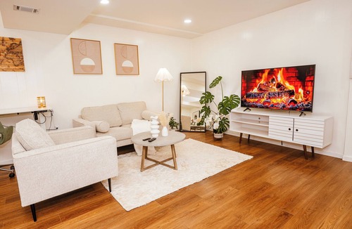 Colesville Apartment | Spacious Private Floor - 2 Suites - Near Parks & Easy DC Access