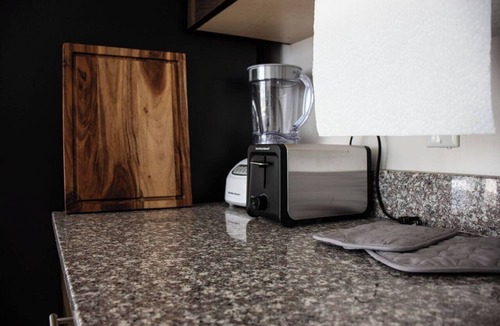 D Street - West Broadway Apartment | Spacious Residence near Seasport