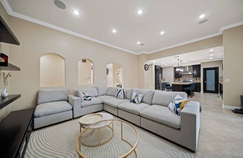 Walnut Valley House | Spacious Single-Level Pool House Newly Remodeled Convenient Located 2,100 sqft+